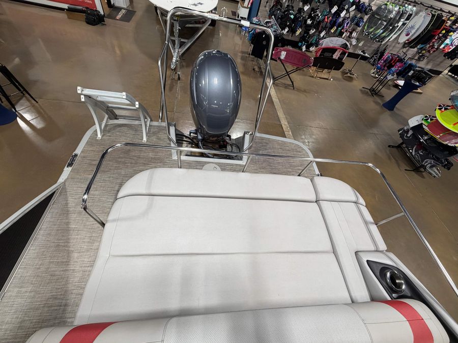 2020 Bennington SX24, photo 15 of 19